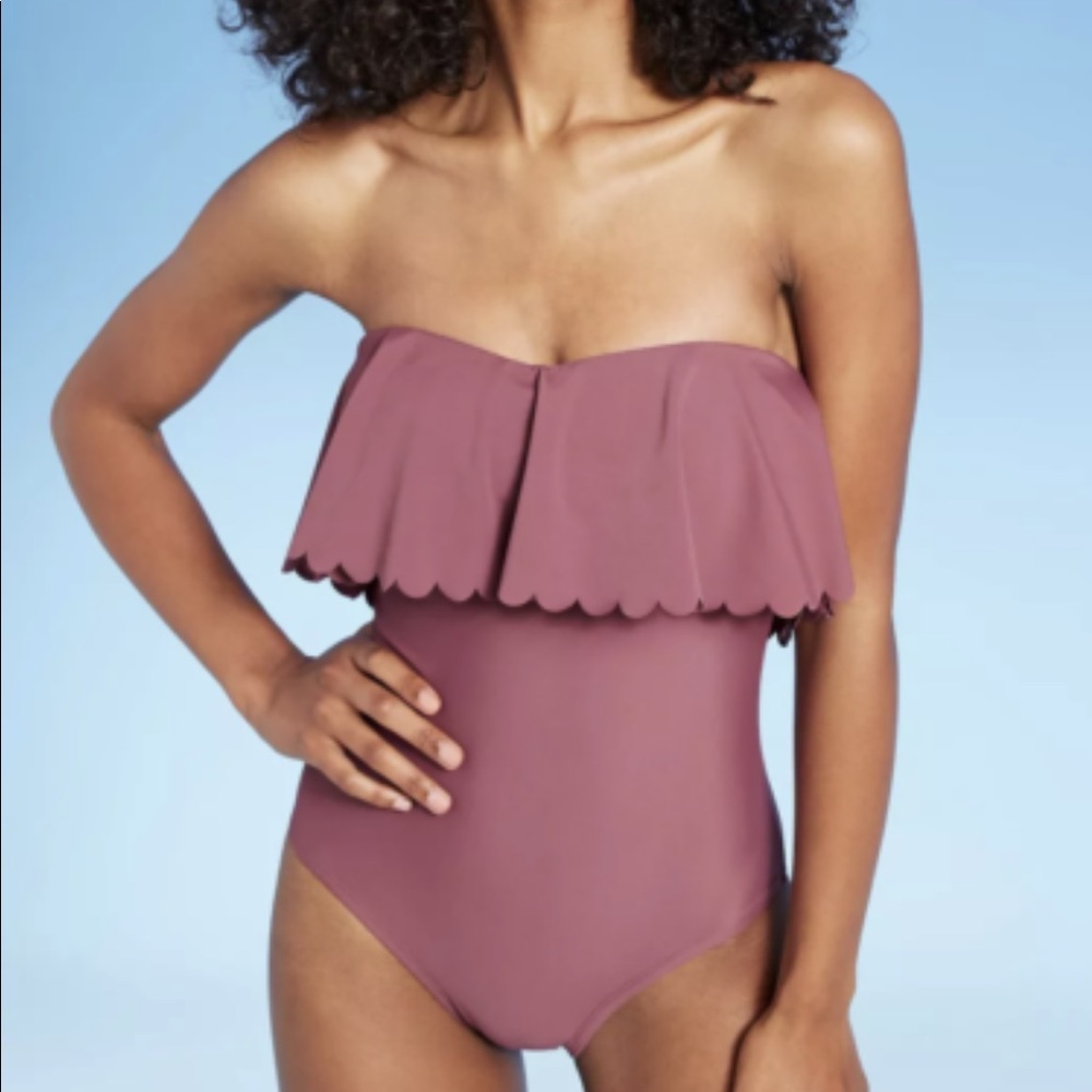 NWT Kona Sol Flounce Swimsuit
